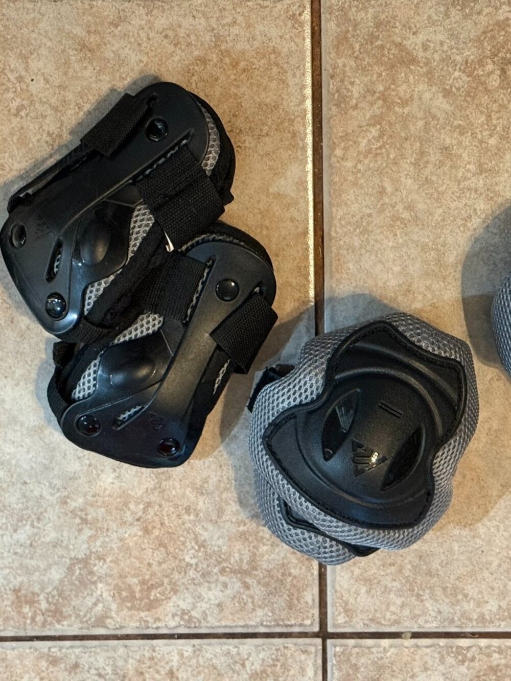 K2 Wrist & Elbow Pads Size L (124)